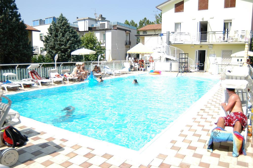 Hotel Santa Martina Villa Marina Szoba fotó