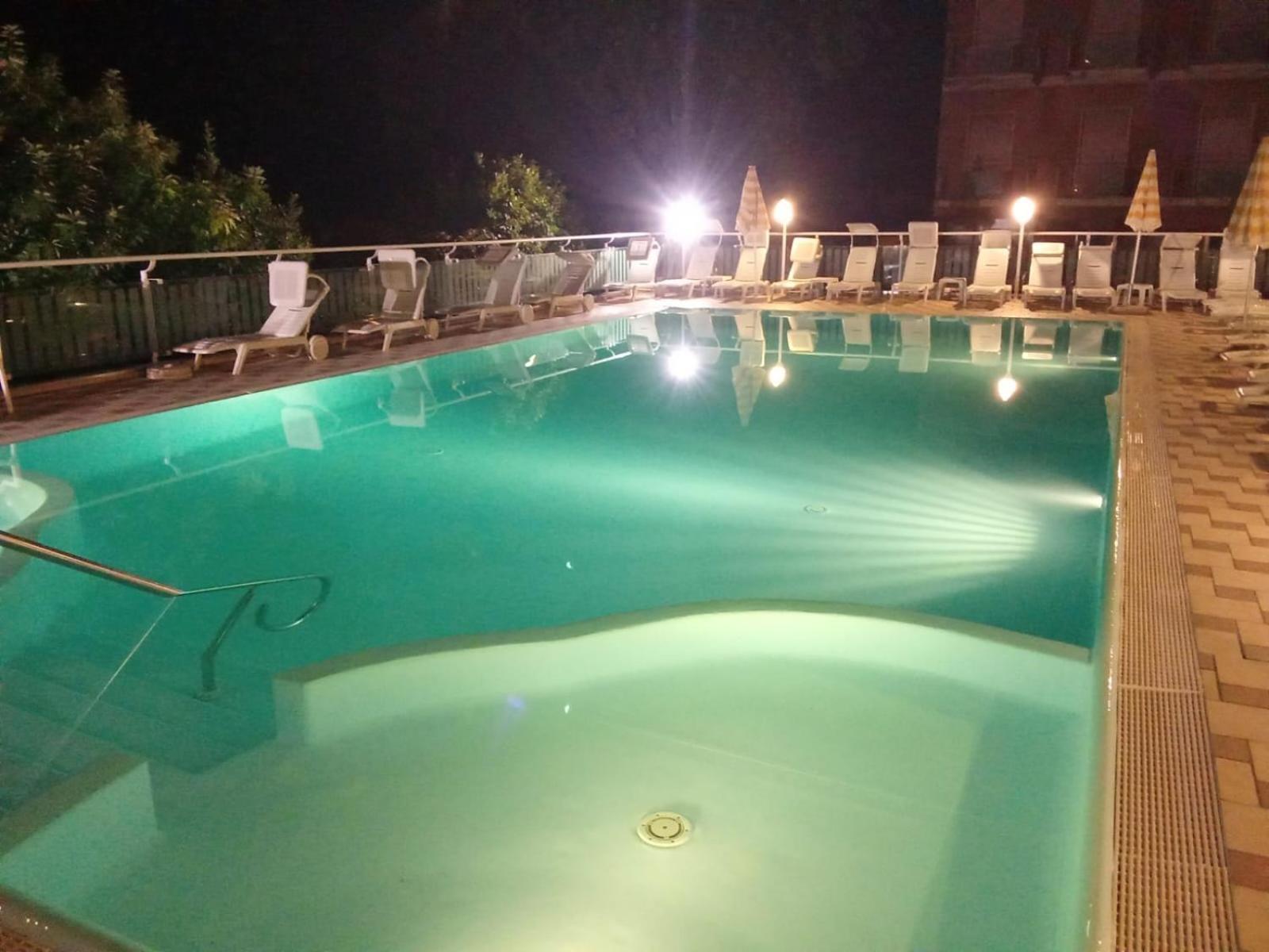 Hotel Santa Martina Villa Marina Kültér fotó